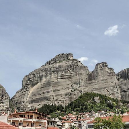 The Balcony Of Meteora The Center Of Kalabaka Apartment Exterior photo