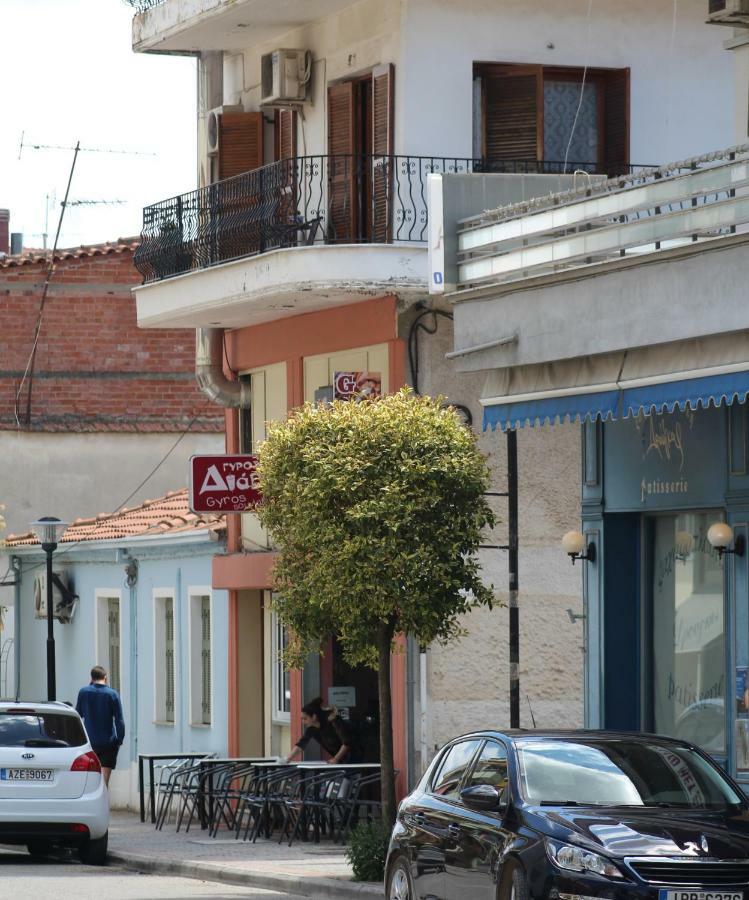 The Balcony Of Meteora The Center Of Kalabaka Apartment Exterior photo